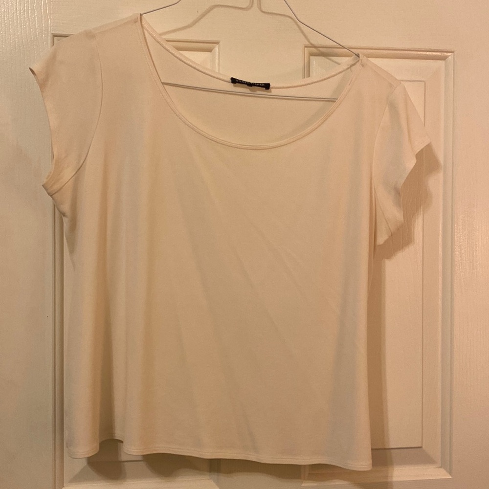 Cream Colored Lightweight Material Shortsleeved Shirt.